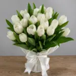 White Tulipani fresh white tulip bouquet symbolizing purity and elegance, perfect for weddings and gifting in Milano.