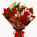 Love dose romantic flower bouquet symbolizing passion and affection, perfect for gifting and special occasions in Milano.