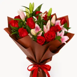 Love dose romantic flower bouquet symbolizing passion and affection, perfect for gifting and special occasions in Milano.