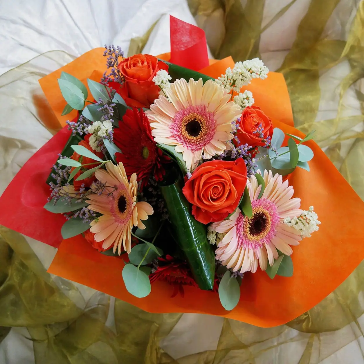 Bouquet Con Gerbera colorful gerbera flower bouquet symbolizing joy and happiness perfect gift in Milano