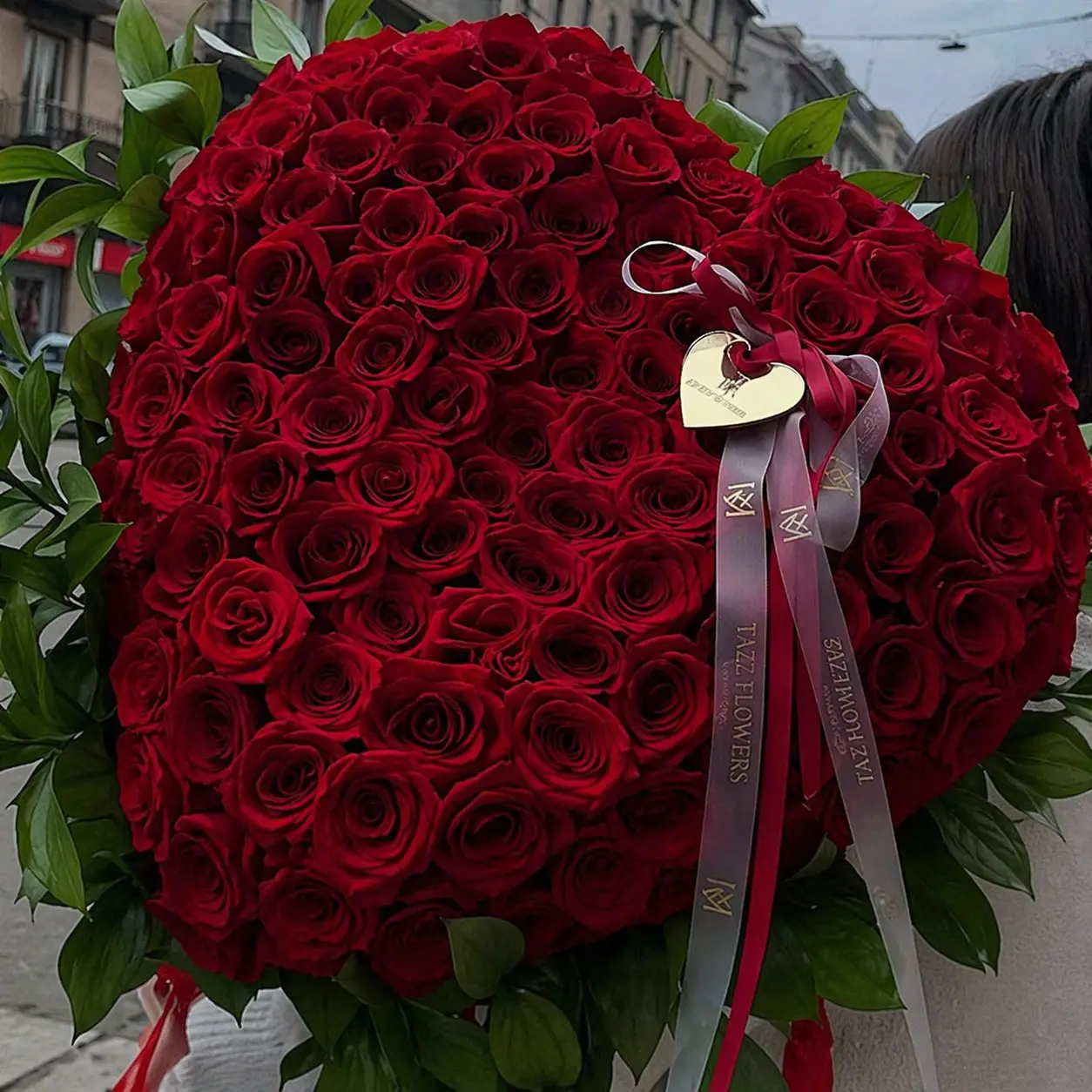 Luxury Bouquet Rose Rosse Milan premium fresh red roses