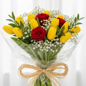 Tulipani Bianchi Con Rosa elegant bouquet of white tulips and roses perfect romantic floral gift in Milano