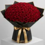 Red love Rose with fresh red roses arranged elegantly for romantic gift and special love occasions in Milano