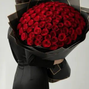 101 Red Roses Bouquet Milan