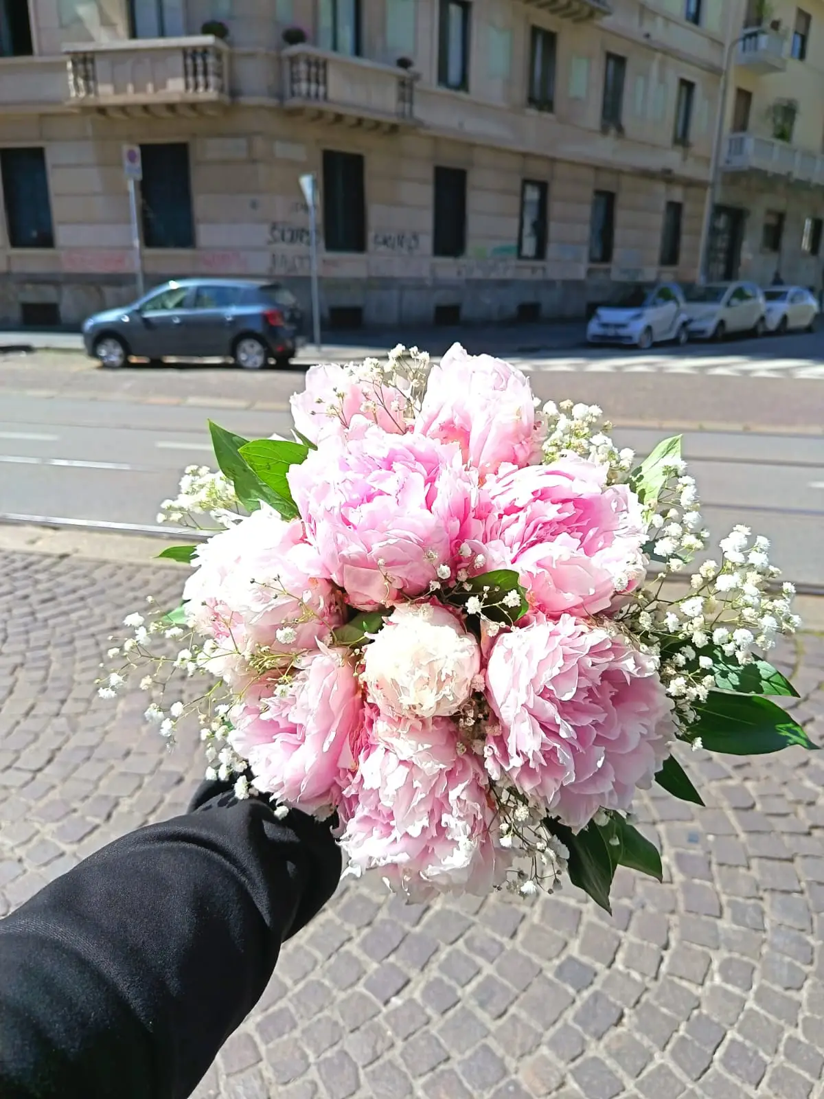 Peonia Rosa Milan elegant seasonal pink peony bouquet