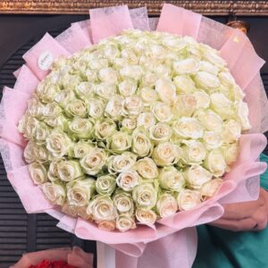 Luxury White Rose Bouquet Milan with premium white roses