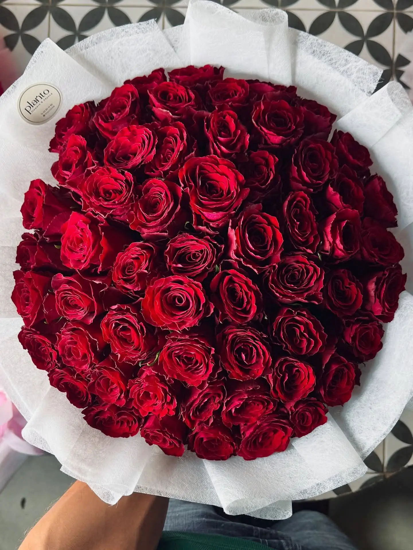 You’re a Star luxury flower bouquet with fresh colorful blooms perfect for gifting in Milano