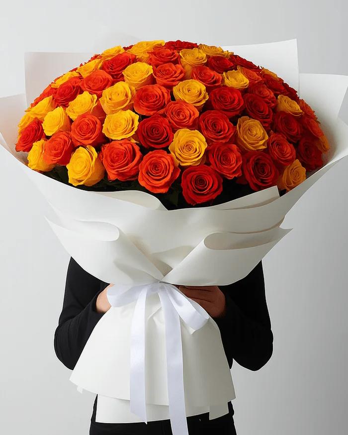 Maxi Bouquet Rose luxury fresh roses arranged for romantic gifting and premium flower delivery in Milano