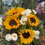 Gitasole Per Pieces fresh yellow sunflower available individually from Rosa Fiorista Milan