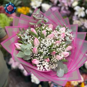 Pink Tulipani Bouquet luxury pink tulip arrangement for romantic gifts in Milan