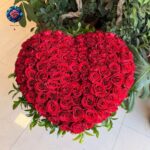 Big Rosa Bouque large fresh rose bouquet in Milan