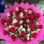 Big Rose Bouquet for Gift, an elegant large-style fresh rose arrangement from Rosa Fiorista in Milano.