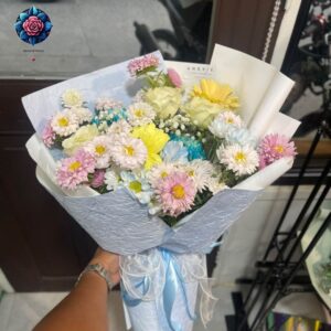 Bouquet di Fiori Misti Pastello, an elegant pastel mixed-flower arrangement from Rosa Fiorista in Milano.