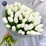 Bouquet di Tulipani Bianchi with fresh white tulips beautifully arranged in Milan