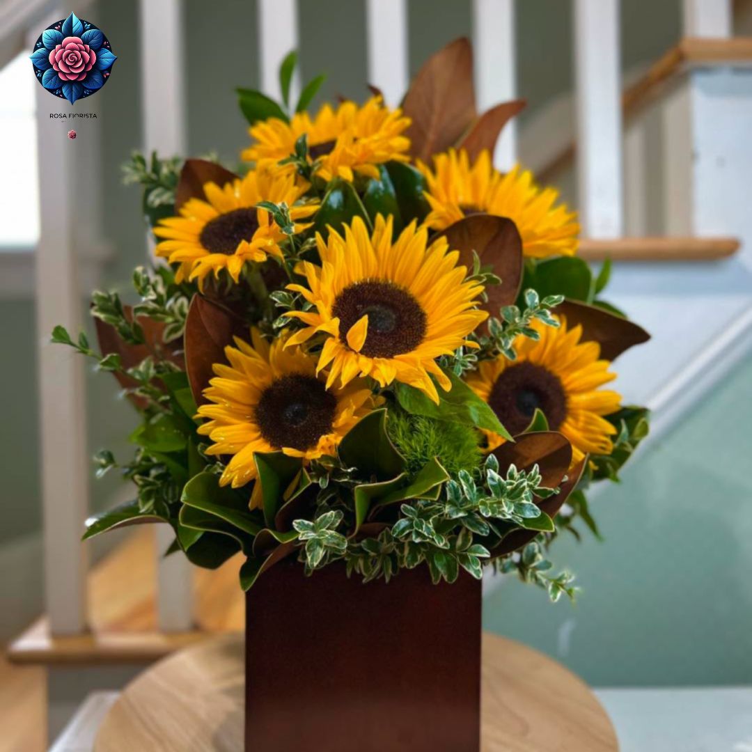 Girasoli Bouquet with fresh sunflowers arranged in Milan