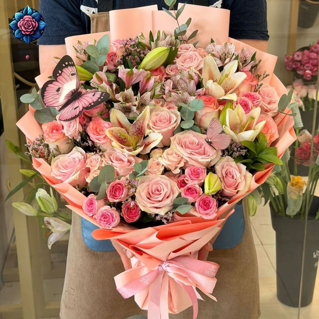 Lovely Mix Bouquet fresh mixed flowers in Milan
