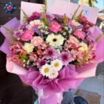 Mix Bouquet 017 fresh mixed flowers beautifully arranged in Milan