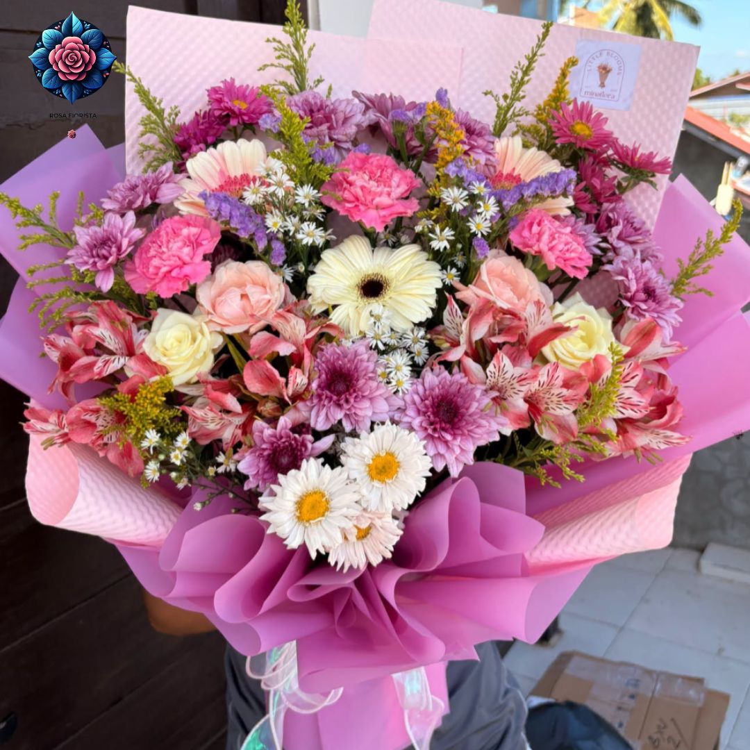 Mix Bouquet 017 fresh mixed flowers beautifully arranged in Milan