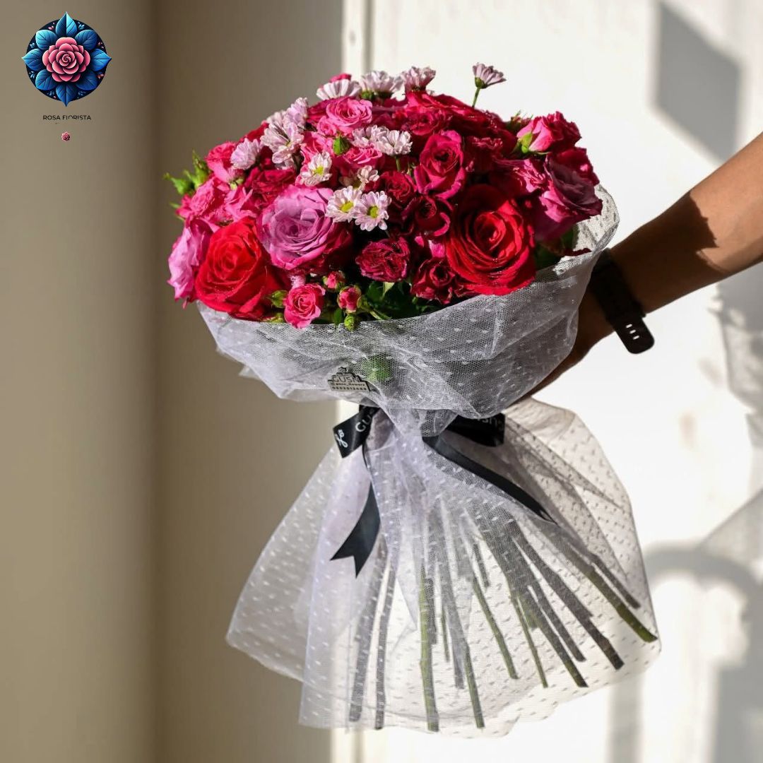 Mix Bouquet for love person romantic mixed flower bouquet in Milan