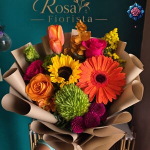 Mix Bouquet with Girasoli featuring yellow sunflowers and complementary mixed flowers from Rosa Fiorista Milano.