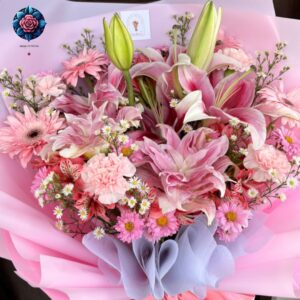 Mix Pink Bouquet with fresh pink mixed flowers in Milan