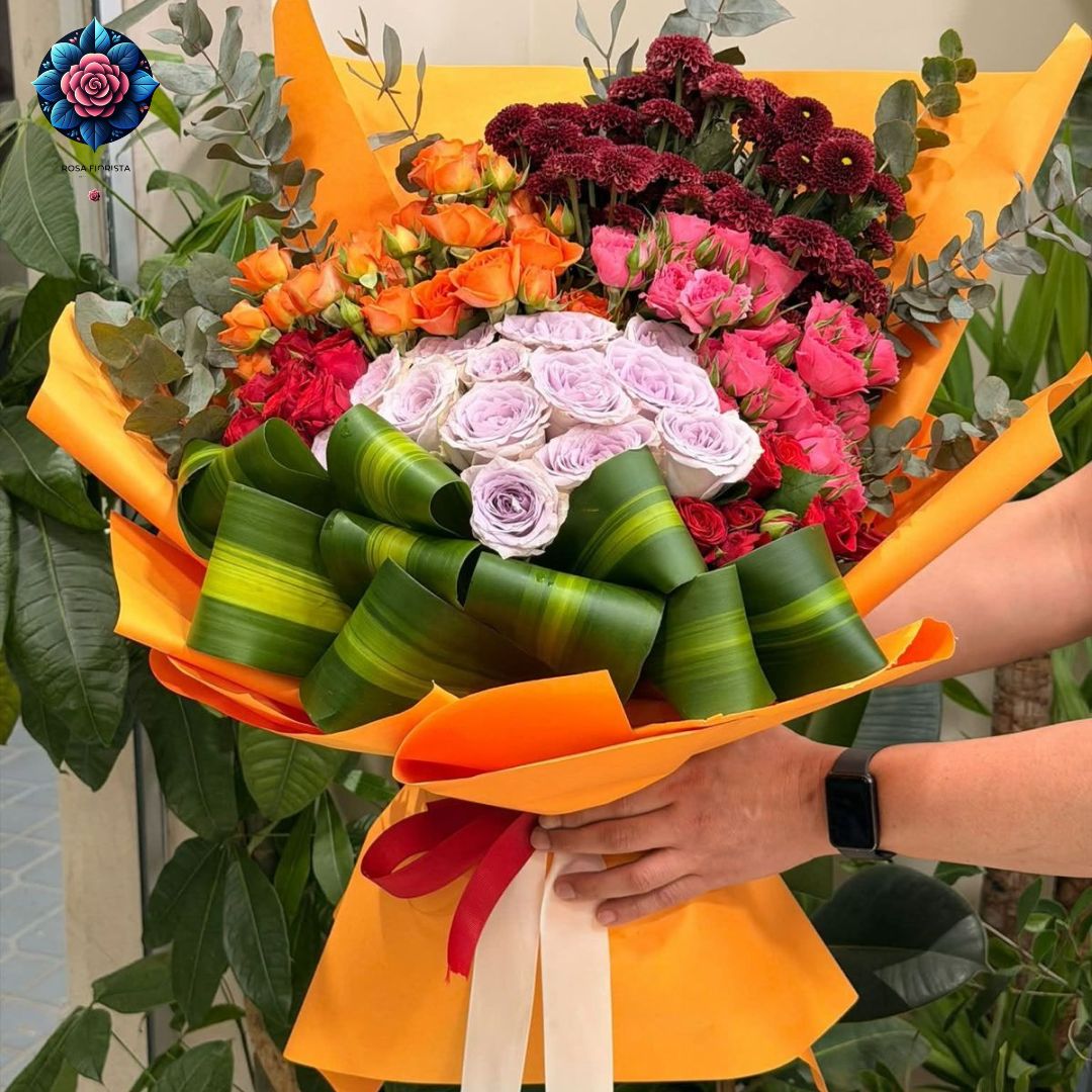 Mix Varient Bouquet fresh mixed flowers in Milan