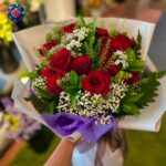Red Rose Mix Bouquet with fresh red roses in Milan