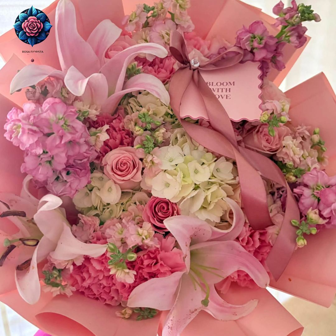 Red with Pink Mix Bouquet for gift featuring red and pink mixed flowers in Milan