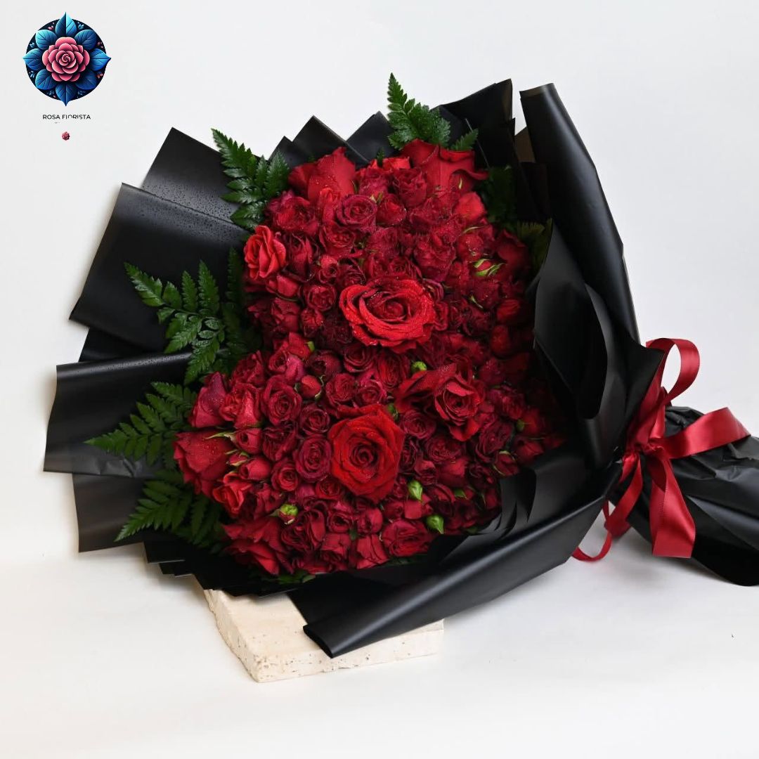 Rosa Roses Red Love mix Bouquet fresh red roses in Milan