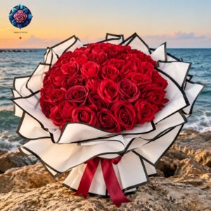 Rose Mix Bouquet for Love Person, a romantic mixed rose floral gift from Rosa Fiorista in Milano.