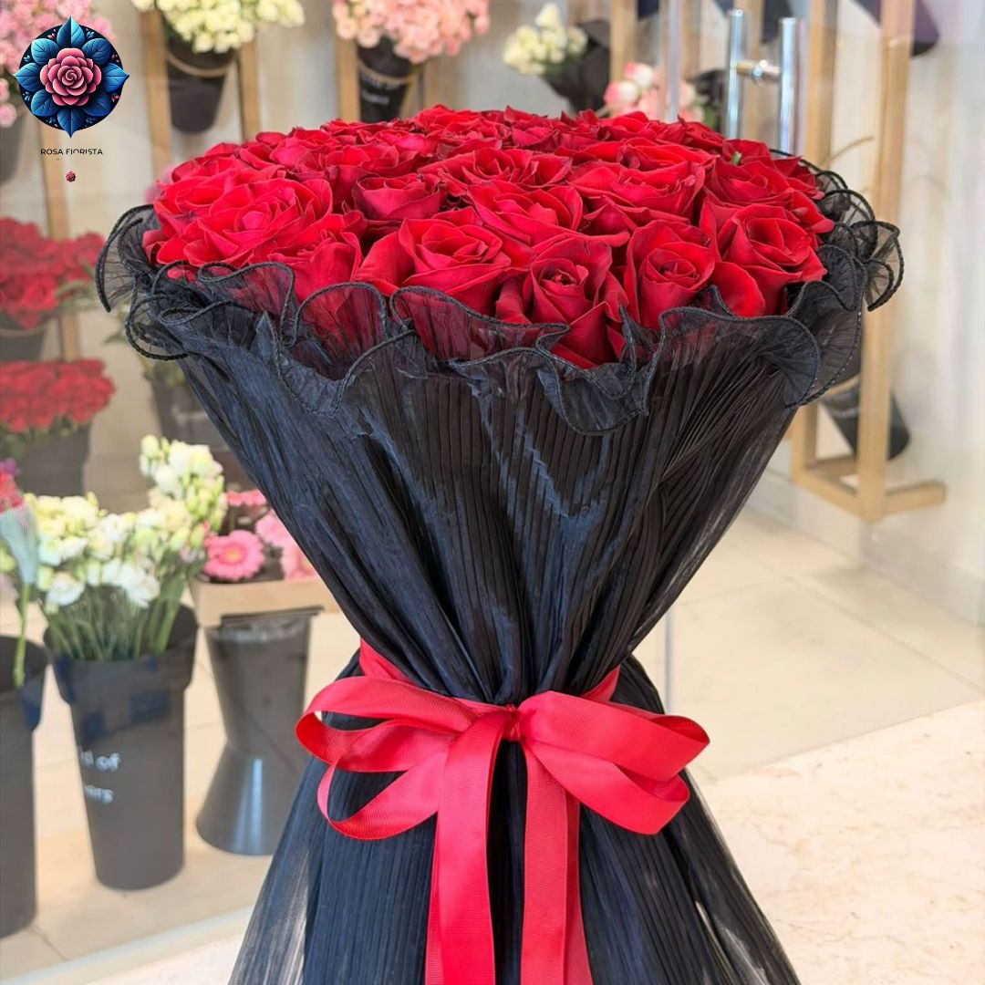 Roses Flores Bouquet fresh roses beautifully arranged in Milan