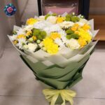White Green Yellow Rose Mix Bouquet fresh mixed flowers in Milan