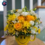 Yellow Rose Mix Bouquet with fresh yellow roses in Milan